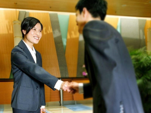 義烏討債公司幫醫(yī)療設(shè)備公司追回尾款